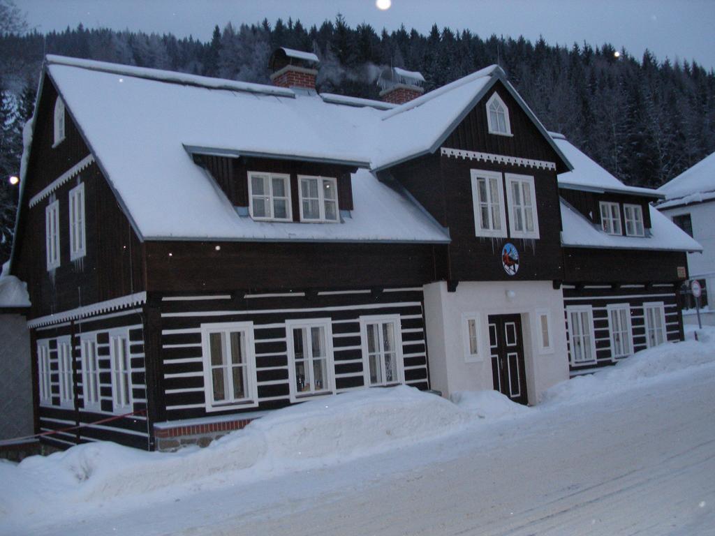 Pecka Penzion Pec pod Sněžkou Exteriér fotografie